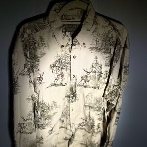 Woods & Water outfitters long-sleeve button-up